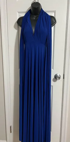 Blue maxi dress open back Size M thumbnail 1