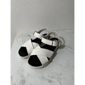 Circus by Sam Edelman Sandals Womens 9 White Cross Strap Platform Lug Sole thumbnail 4