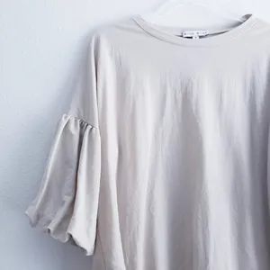 Kaye Bubble Sleeve Short Sleeve Scoop Blouse thumbnail 3