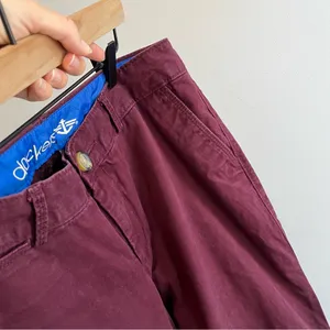 Dockers bootcut burgundy maroon dark red Y2K prep style khakis Women’s size 10 thumbnail 9