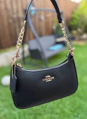 Coach Teri Black Shoulder Bag Signature Leather thumbnail 1