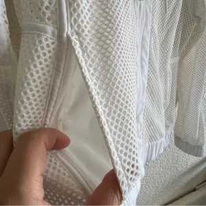 Lululemon Women’s Mesh On Mesh White Lightweight‎ Jacket Size Small/4 thumbnail 8