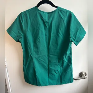 Figs‎ Casma Three Pocket Scrub Top small nurse workwear hospital thumbnail 3