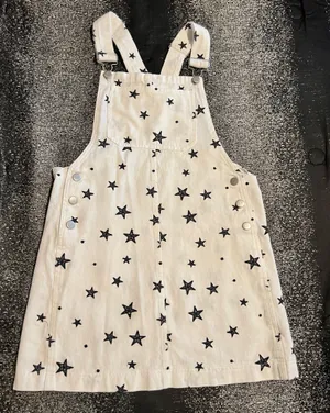 Womens small Storia White denim black star print pinafore/overall dress thumbnail 2