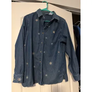 Womens Denim Long Sleeve‎ Shirt Snowflake Embroidery Blue Button Down Casual Top thumbnail 3