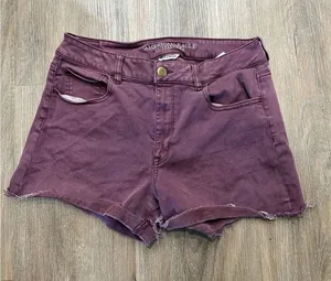 American Eagle Shorts Womens Size 14 Super Stretch Raw Hem Plum‎ Purple thumbnail 1
