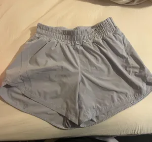 Lululemon Track That Shorts 5" Mid-Rise thumbnail 1