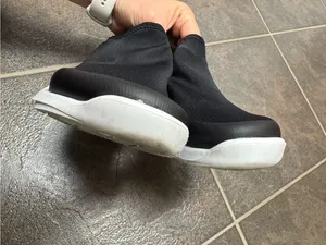 OOFOS OOmg Sport Slip On Lowtop Sneakers Shoes Black White Logo Womens 9 EU 40 thumbnail 5