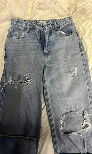 PacSun 90s Boyfriend Jeans thumbnail 2