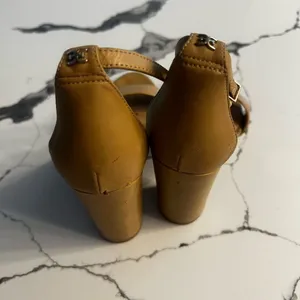 SAM. Tan Stiletto Heels Minimalist Design thumbnail 6