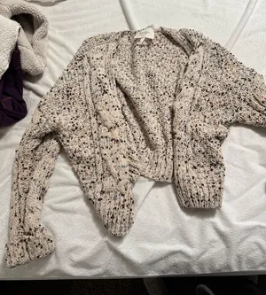 Jessica Simpson Sweater thumbnail 1