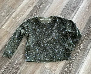 Aerie Sz S So Cozy Warm Fleece Pullover Sweatshirt Green & Blue Leopard Print thumbnail 2