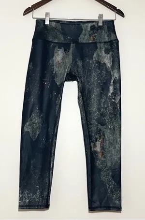 Alo Airbrush Cropped Leggings thumbnail 1