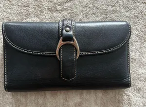 Dooney and Bourke wallet thumbnail 1