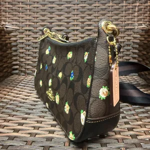 Coach Jes Baguette In Signature Canvas With Vintage Mini Rose Print C6823 thumbnail 2