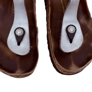 Birkenstock Women's Silver Gizeh Leather Sandals Size 40 / 260 / 9 thumbnail 6