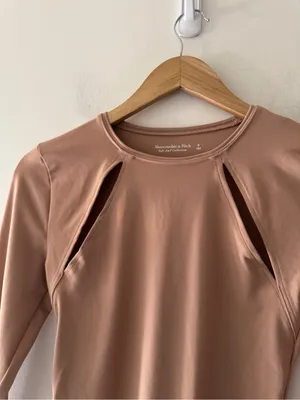 Abercrombie & Fitch Brown Soft A&F Collection‎ Long Sleeve Cutout Bodysuit thumbnail 2