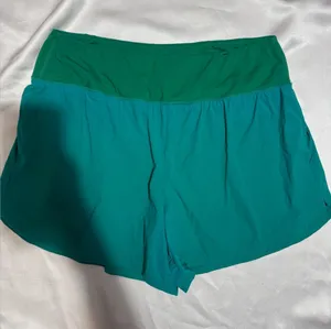 Spyder Two-Tone Green Athletic Shorts thumbnail 1