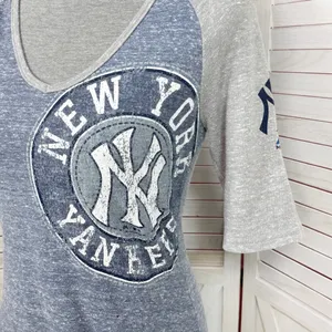 Majestic Official MLB New York‎ Yankees V Neck Slub Tee Shirt Blue Grey Medium thumbnail 5