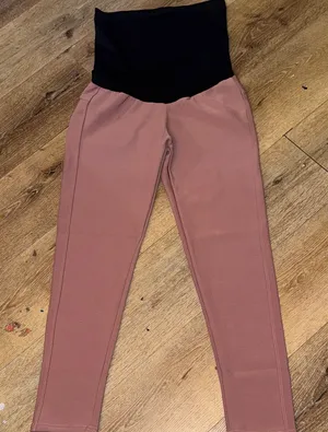 Conceited Maternity Pink Pants size Small Black thumbnail 1