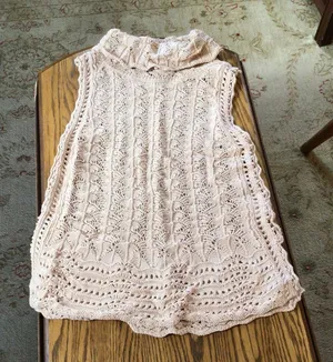 Miss Me Pointelle Crochet Cowl Neck Sweater Tank in Ecru sz small EUC thumbnail 1