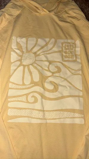 Yellow sun shirt Size M thumbnail 2