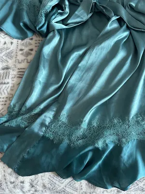 Victoria's Secret Robe Vintage thumbnail 3