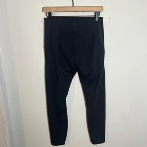 LULULEMON- Instill High-Rise Tight 25" Black Athletic Leggings Workout Running thumbnail 4