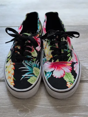 Vans Authentic Hawaiian Print Sneakers W9/M 7.5| Vans Authentic Shoes thumbnail 2