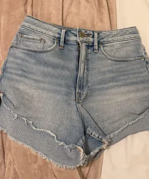 Good American Denim Shorts High-Rise thumbnail 3