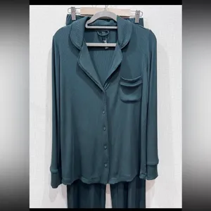 SKIMS pajamas set green M thumbnail 5