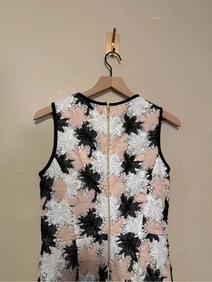 Kate Spade Tiger Lily Blush Flower Lace Dress Size 6 thumbnail 8