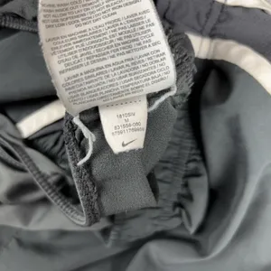 Nike Running Shorts Womens M Gray 3 In Lined Elastic Waist Athletic 831558-060 thumbnail 8