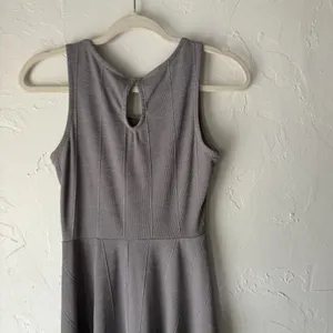 Gilli Dress‎ Womens Medium Gray Sleeveless Fit and Flare Keyhole Back Made USA thumbnail 11