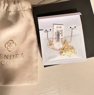 Kendra Scott Necklace thumbnail 3