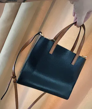 Marc Jacobs Handbag thumbnail 2