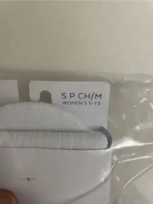 ALO Yoga NWT Strappy Siren Grip Socks White Size S M thumbnail 7