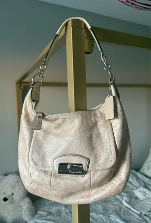 Coach Kristin Shoulder Bag thumbnail 1