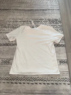 Lululemon Cotton Shoulder-Twist T-Shirt S White thumbnail 3