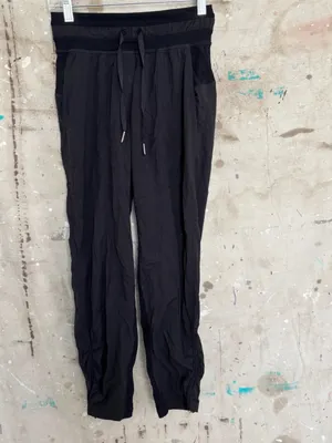 Lululemon Dance Studio Crop 25", Black thumbnail 2