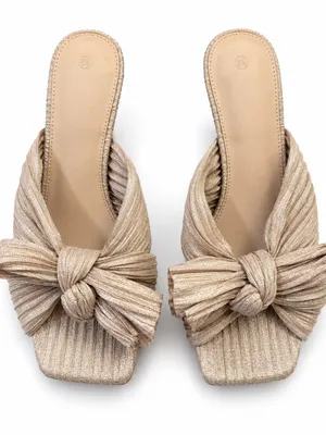 Amazon Tan Gold 3” shimmer sandal kitten heels 8.5 thumbnail 1
