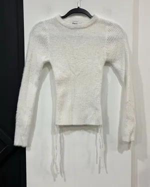 Princess Polly White Fuzzy Side Tie Cinch Sweater Size M/L thumbnail 1