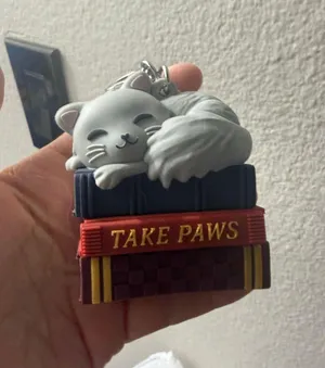 Bath & Body Works Fall 2026 Grey Cat Books Sanitizer Holder New Cat Lover thumbnail 1