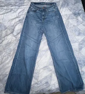 American Eagle Jeans thumbnail 2