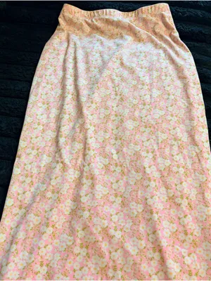 Forever 21 Light Pink Floral Maxi Skirt thumbnail 3