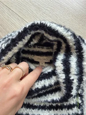 Pilcro Black and White illusion Striped Turtleneck Sweater with Neon Trim size M thumbnail 4