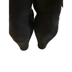 Report Black Suede‎ Wedge Booties Women's Size 9 Fringe Tassel Ties thumbnail 4