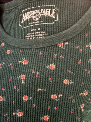 American Eagle Outfitters Dark Green Floral Waffle Long-Sleeve Tee thumbnail 2