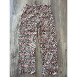 Roller Rabbit Roberta Christmas Holly Berry Size Small Womens Pajamas Set thumbnail 6