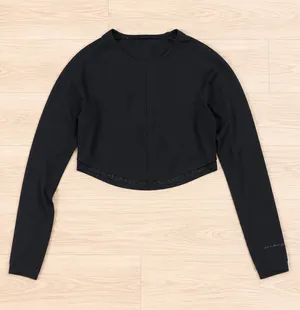 Gymshark Whitney Simmons Women's Seamless Crop Top Long Sleeve Black thumbnail 1